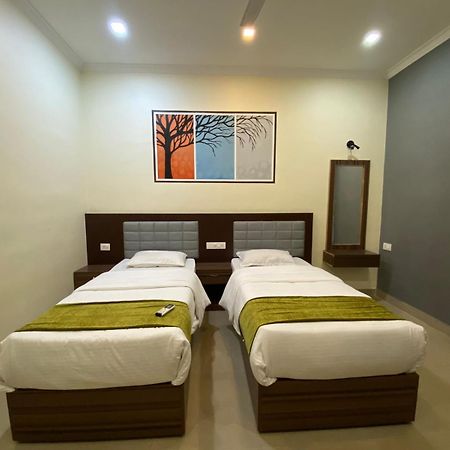 Hotel Muziris Manor Residency Kochi Zewnętrze zdjęcie