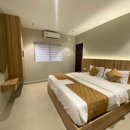 Hotel Muziris Manor Residency Kochi Zewnętrze zdjęcie