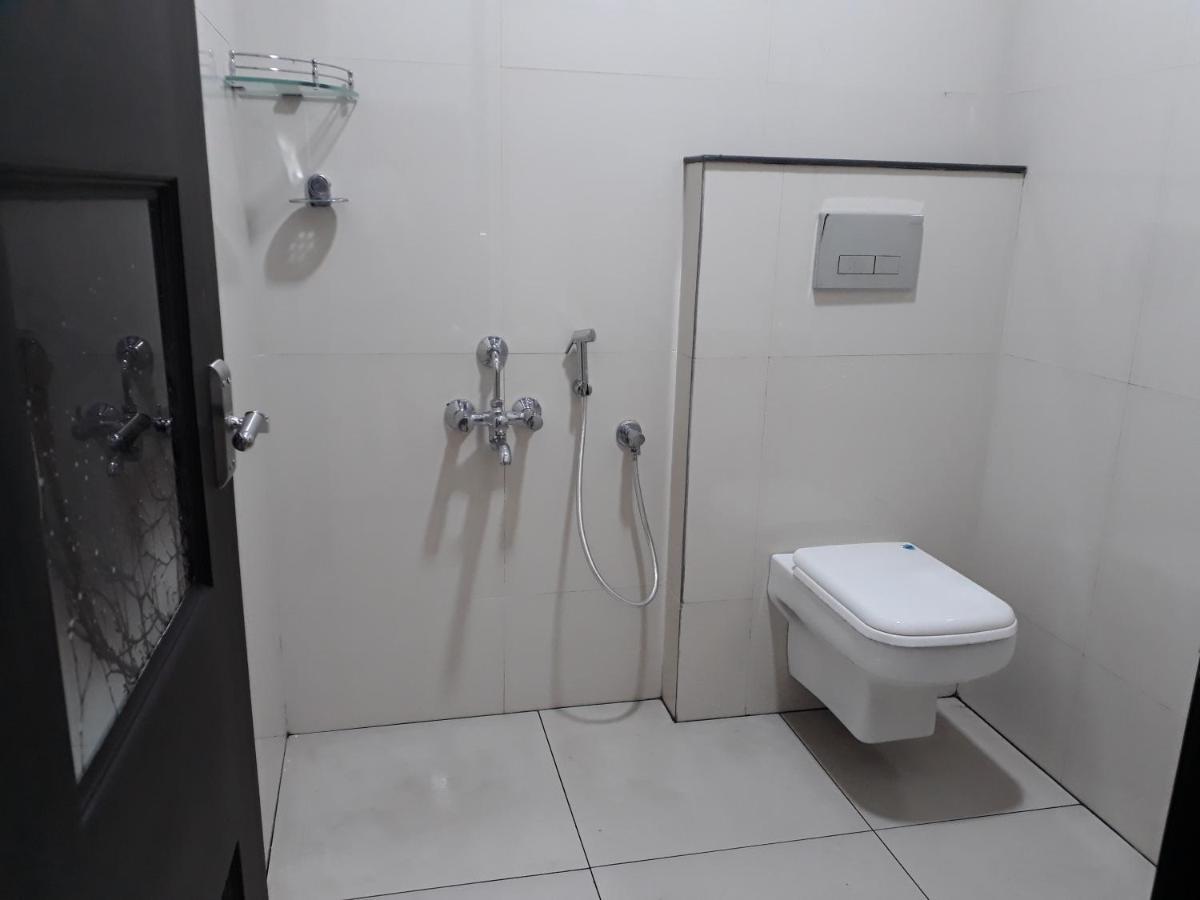 Hotel Muziris Manor Residency Kochi Zewnętrze zdjęcie