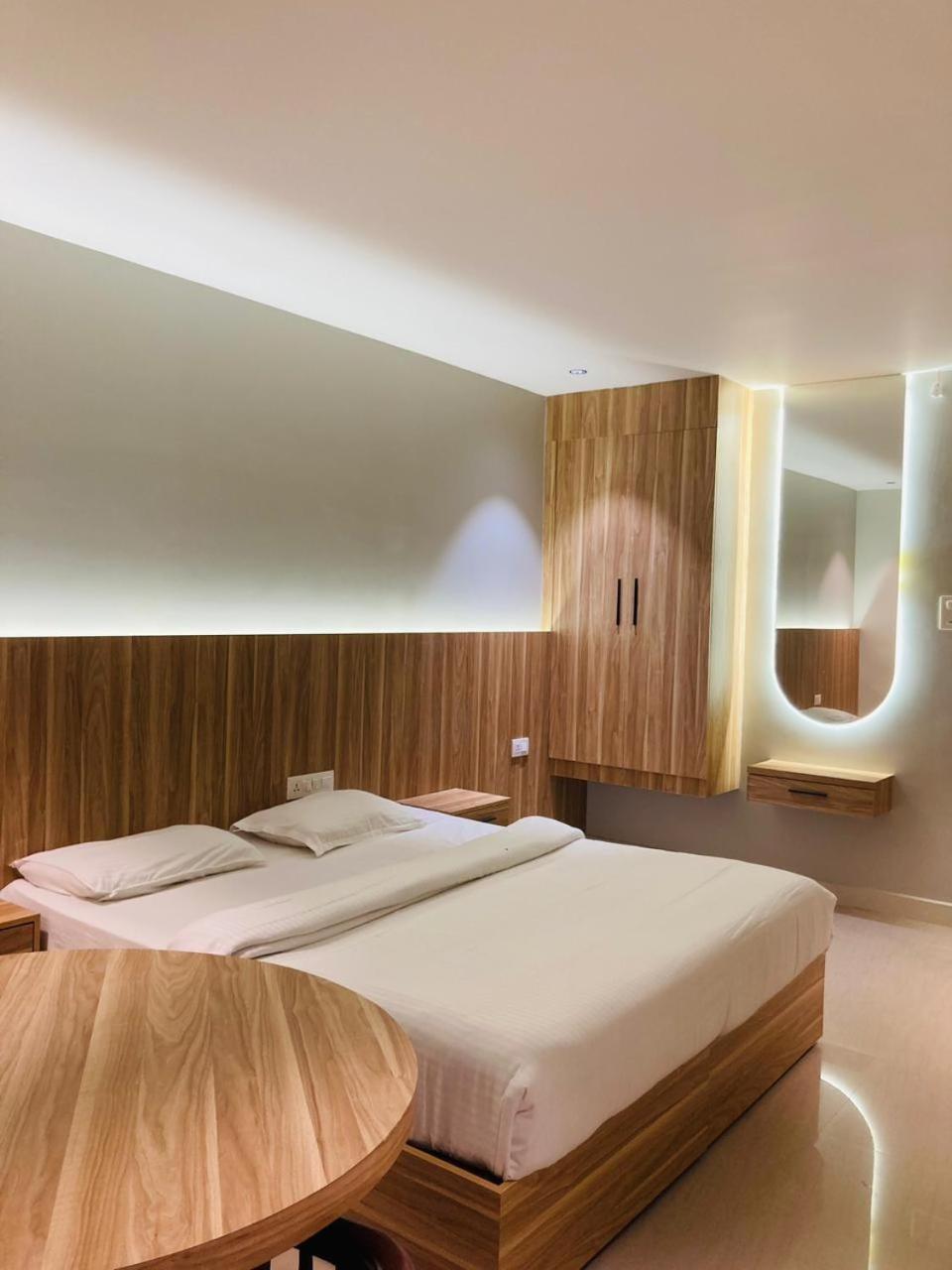 Hotel Muziris Manor Residency Kochi Zewnętrze zdjęcie