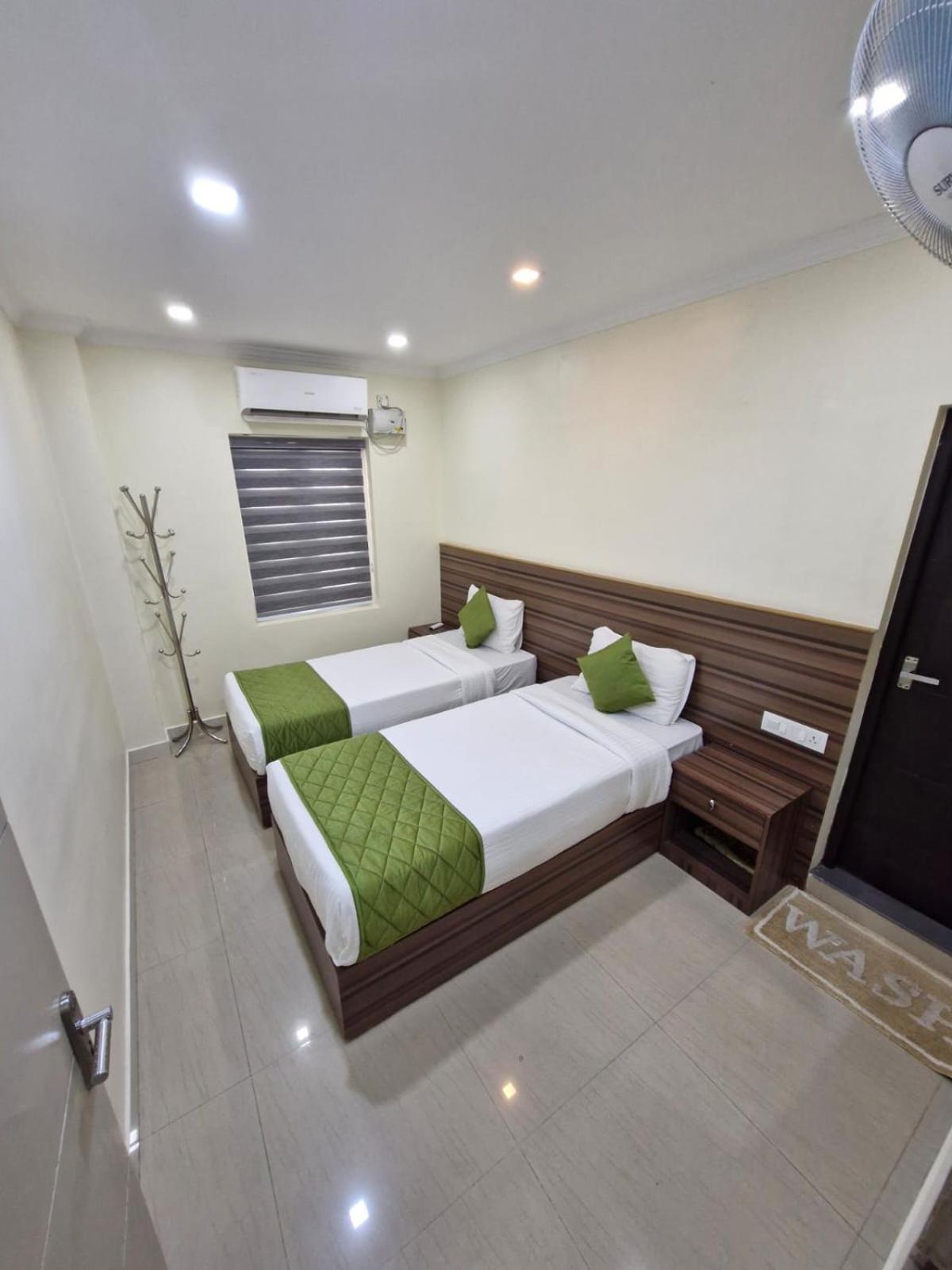 Hotel Muziris Manor Residency Kochi Zewnętrze zdjęcie